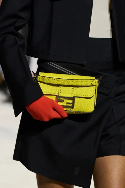 Look 107